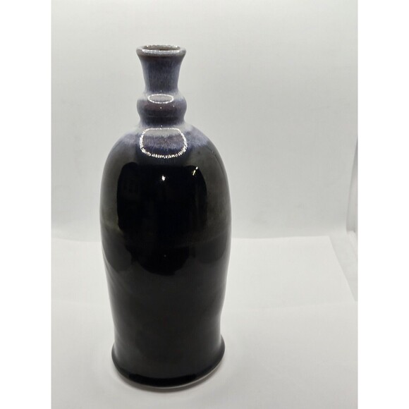 Ceramic Vessel in Variants of Blue to Top Vase Gorgeous - Picture 4 of 10